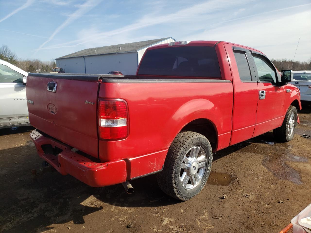 Photo 4 from auction – 2005 FORD F150 with VIN 1FTRX12W95KD57747