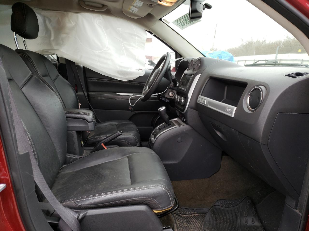 Photo 5 from auction – 2016 JEEP COMPASS LA with VIN 1C4NJCEA0GD806848
