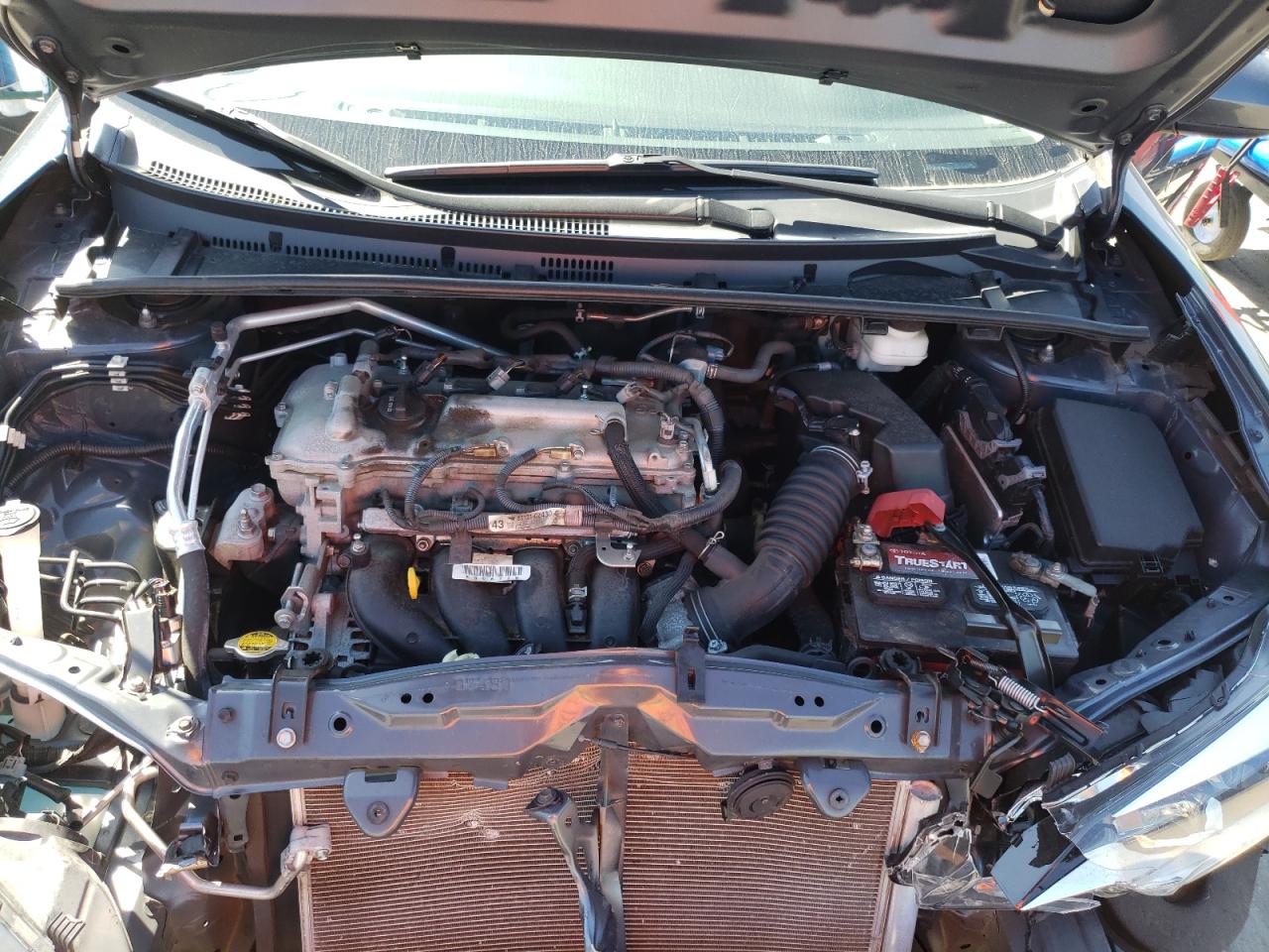 Photo 7 from auction – 2014 TOYOTA COROLLA L with VIN 2T1BURHE5EC015057