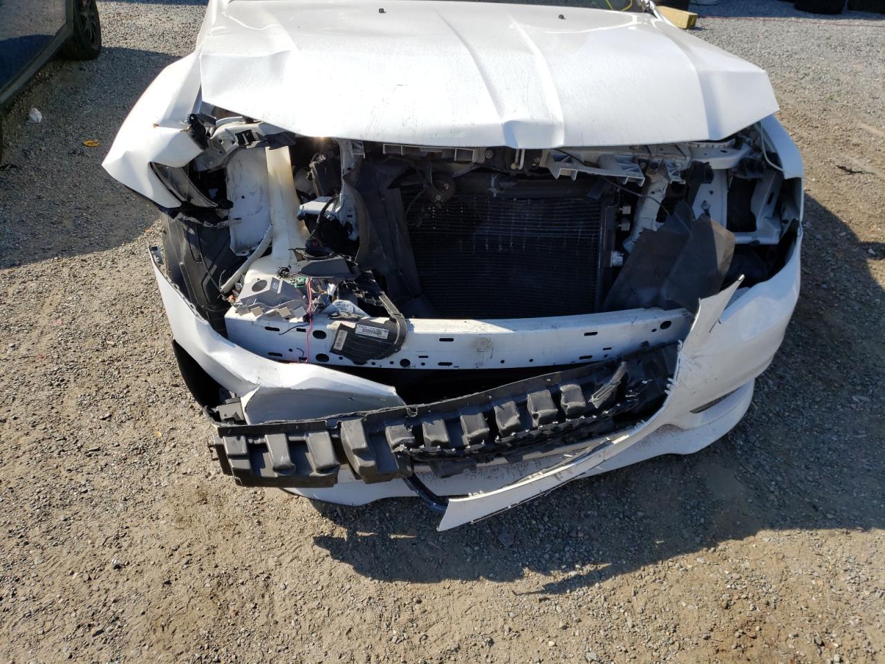 Photo 9 from auction – 2017 CHRYSLER 300 S with VIN 2C3CCABG1HH646972