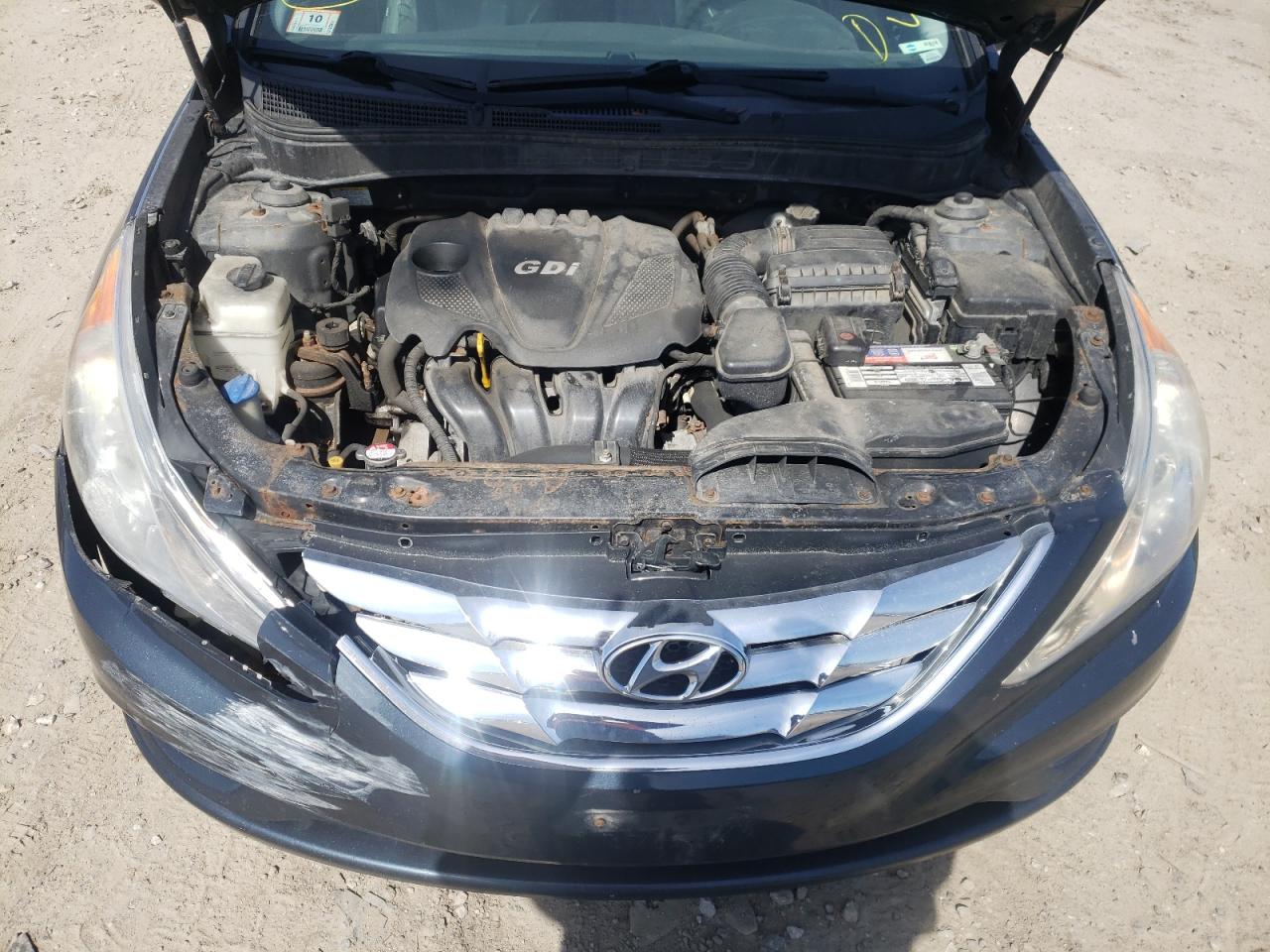 Photo 7 from auction – 2011 HYUNDAI SONATA SE with VIN 5NPEC4AC9BH139224