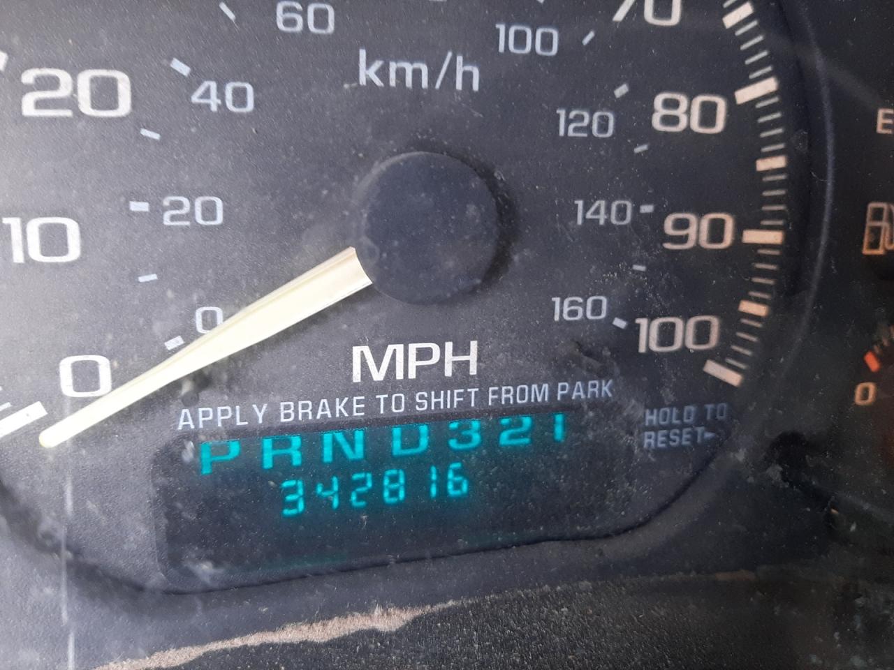 Photo 8 from auction – 2001 CHEVROLET SILVERADO with VIN 2GCEC19V711175577