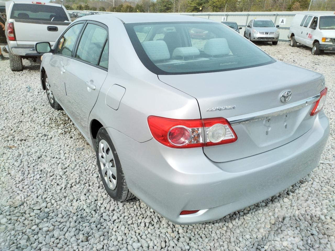 Photo 3 from auction – 2011 TOYOTA COROLLA BA with VIN 2T1BU4EE8BC541637