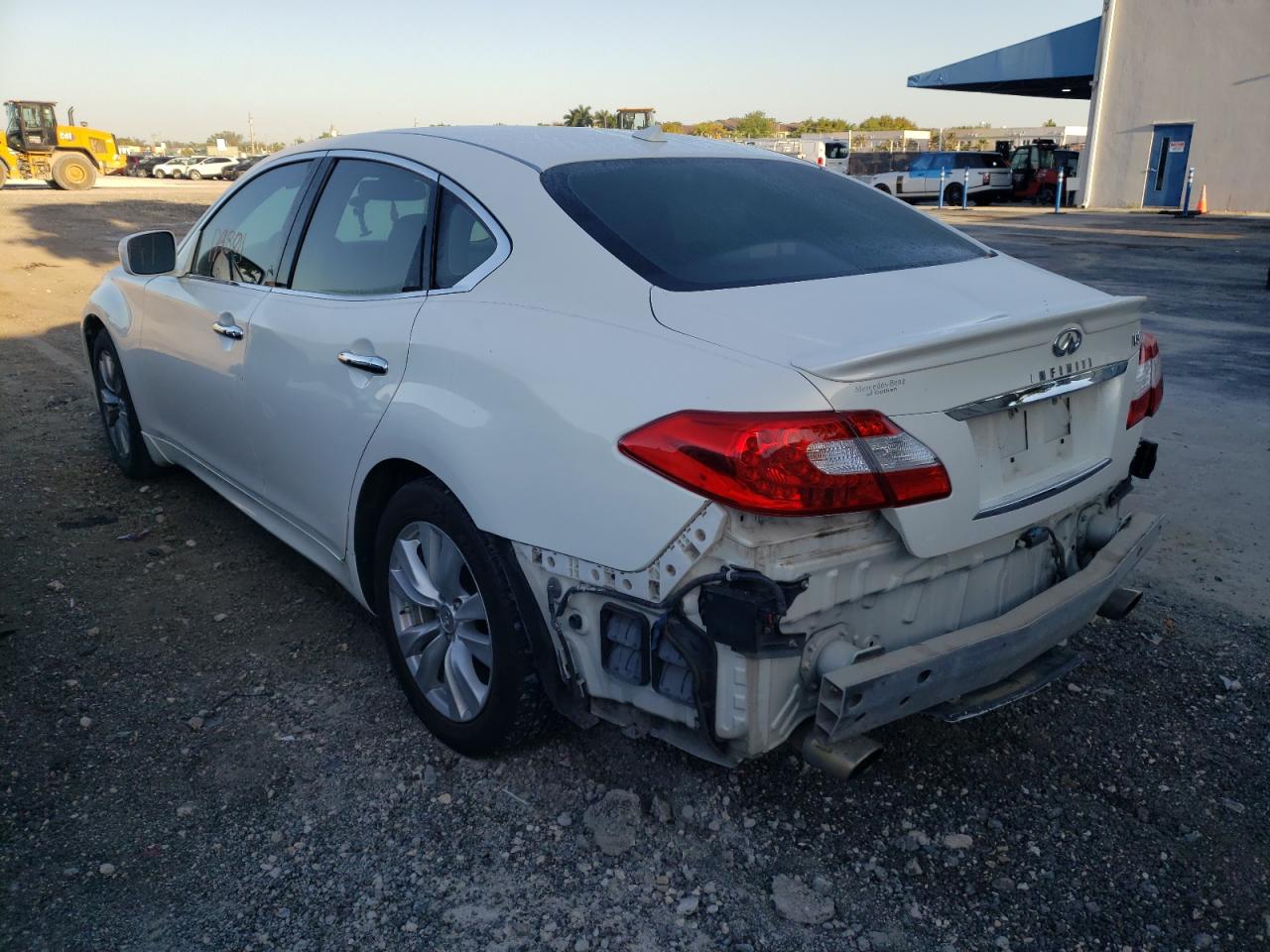 Photo 3 from auction – 2011 INFINITI M37 with VIN JN1BY1AP8BM323701