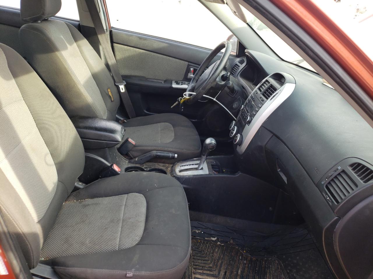 Photo 5 from auction – 2009 KIA SPECTRA SX with VIN KNAFE241X95023955