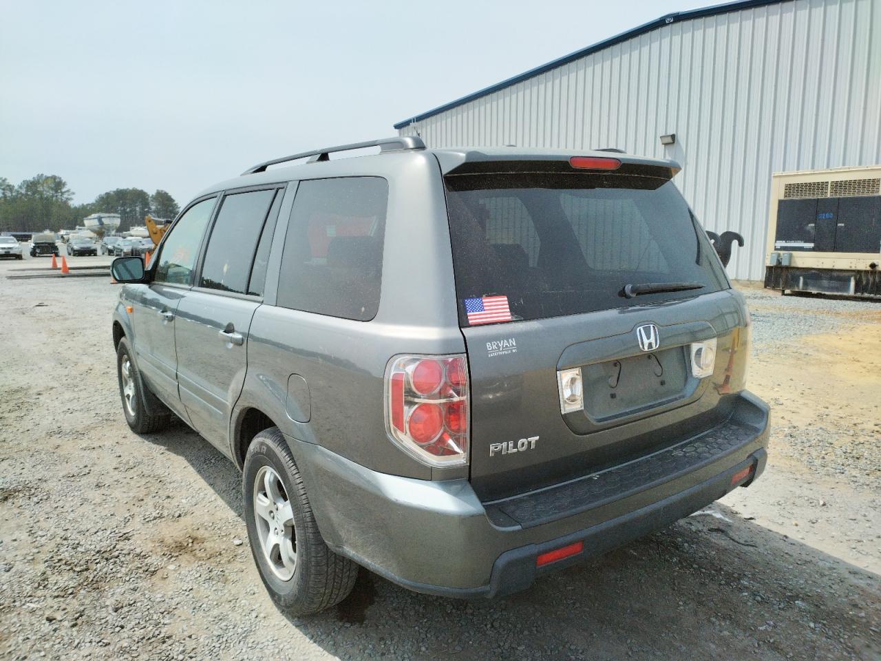 Фото 3 с аукциона – 2007 HONDA PILOT EXL с VIN 5FNYF28517B008181