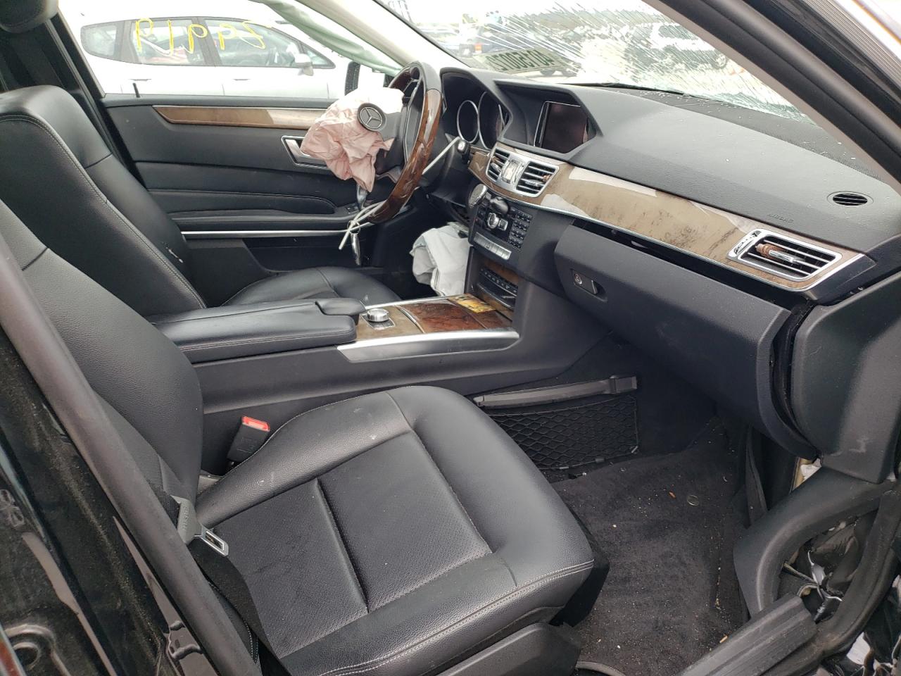 Photo 5 from auction – 2014 MERCEDES-BENZ E 400 HYBR with VIN WDDHF9FB4EA901779