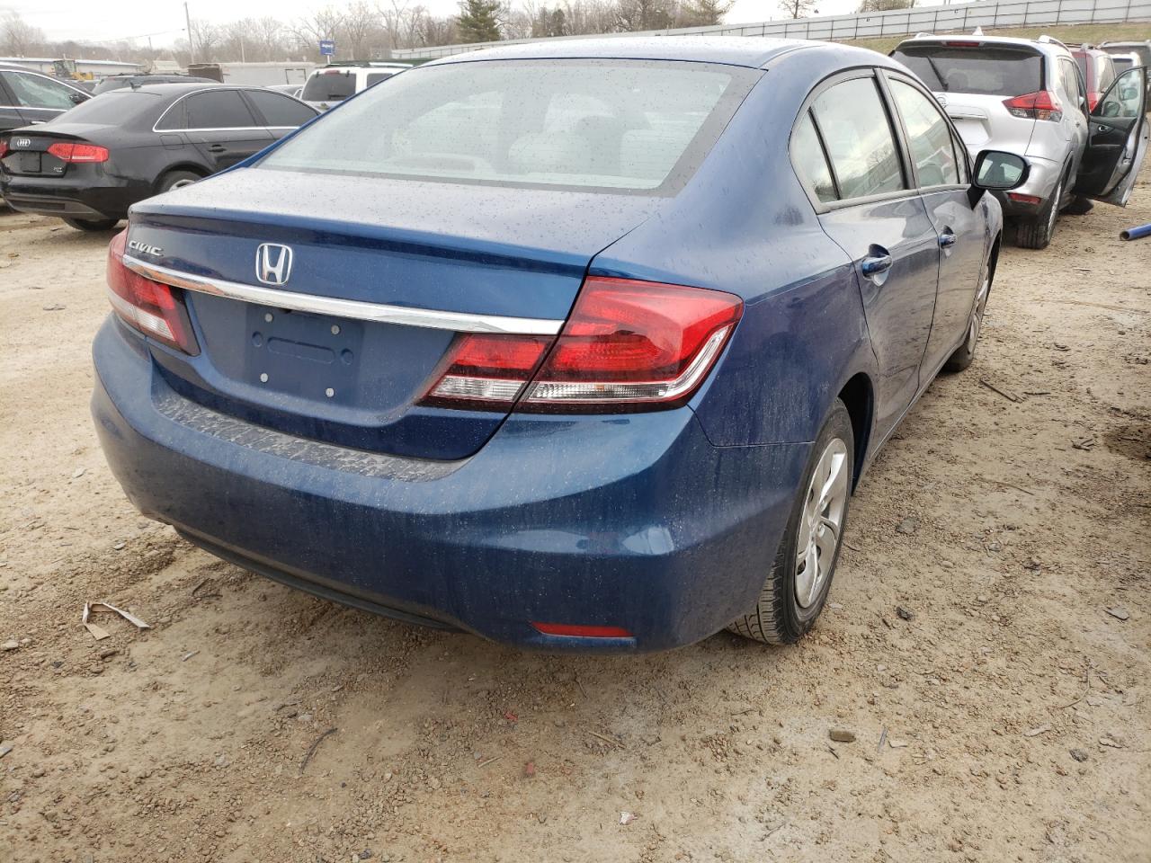 Photo 4 from auction – 2014 HONDA CIVIC LX with VIN 19XFB2F57EE065591