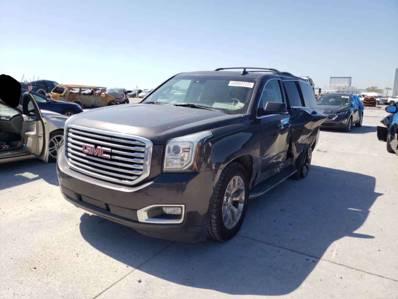 Photo 2 from auction – 2015 GMC YUKON SLT with VIN 1GKS1BKC5FR641663