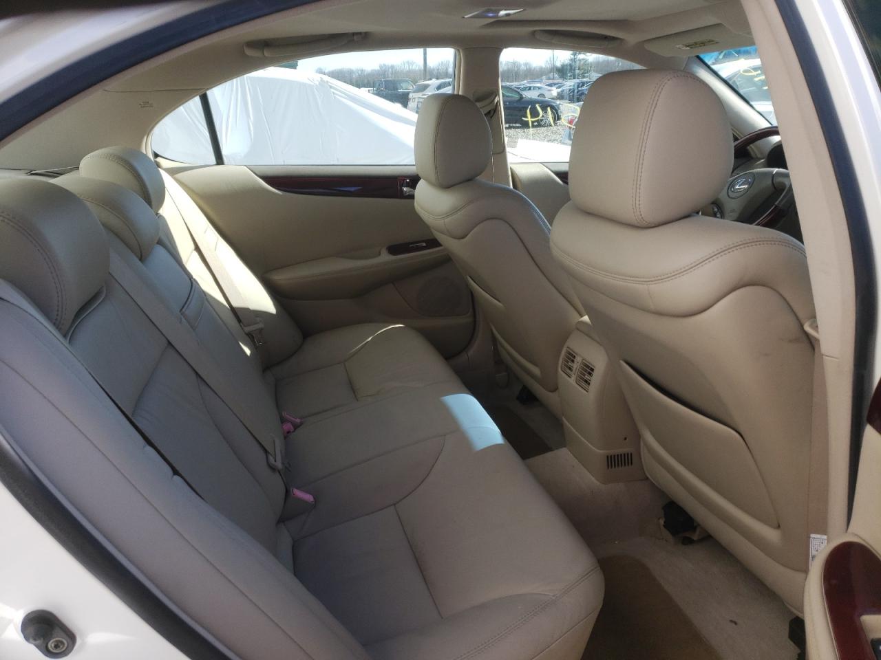 Photo 6 from auction – 2004 LEXUS ES 330 with VIN JTHBA30G245027552