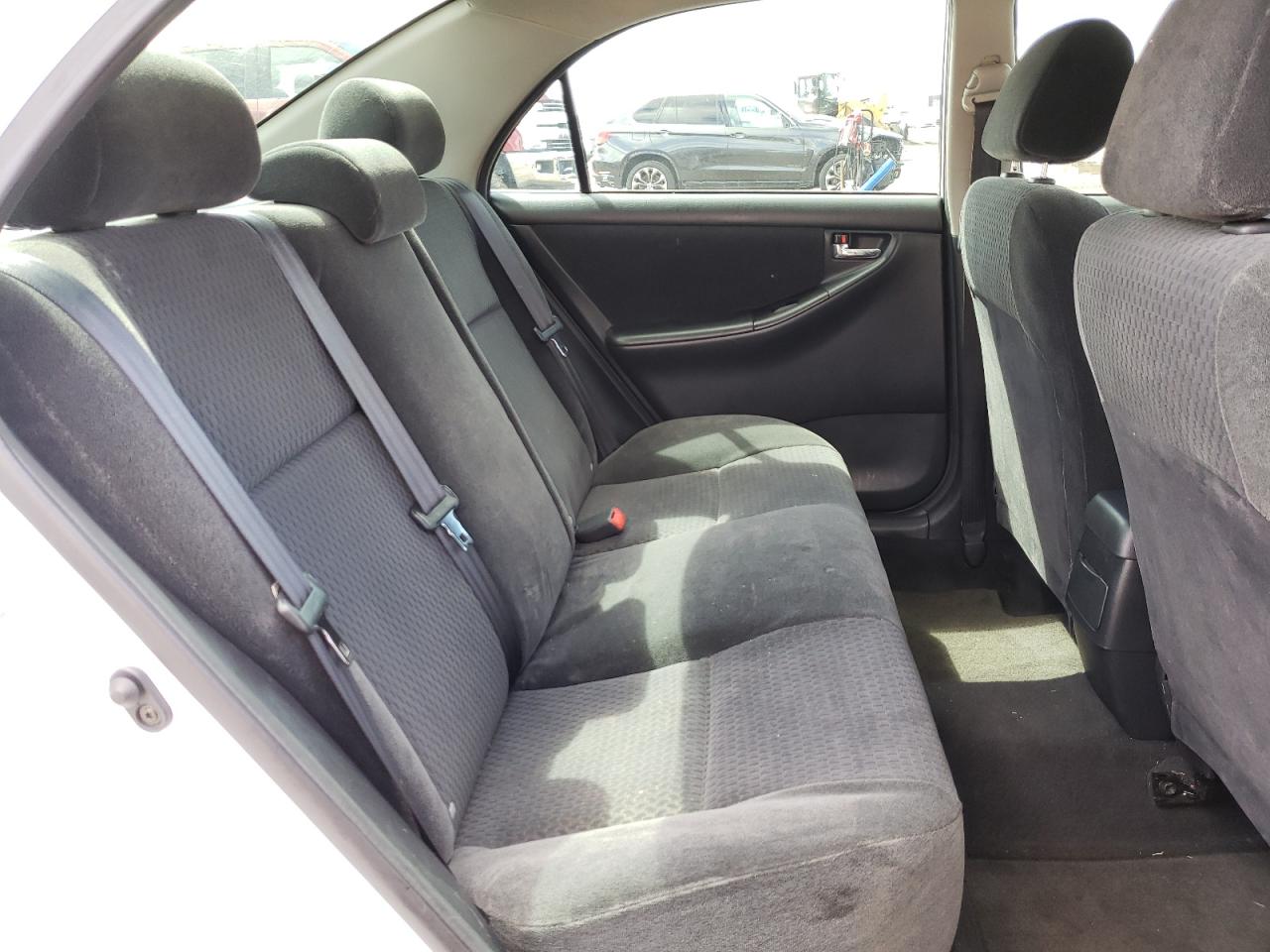Photo 6 from auction – 2005 TOYOTA COROLLA CE with VIN 1NXBR32E25Z526246