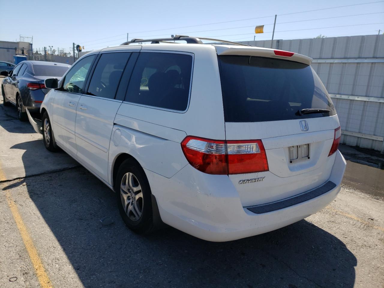 Photo 3 from auction – 2006 HONDA ODYSSEY EX with VIN 5FNRL38496B401385