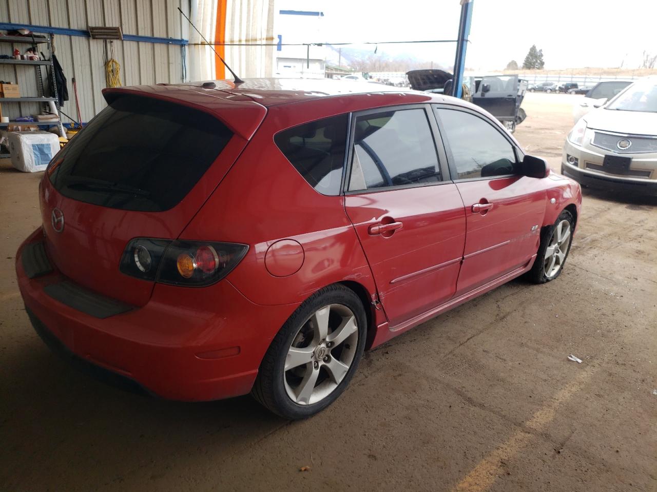 Photo 4 from auction – 2006 MAZDA 3 HATCHBAC with VIN JM1BK343161473806