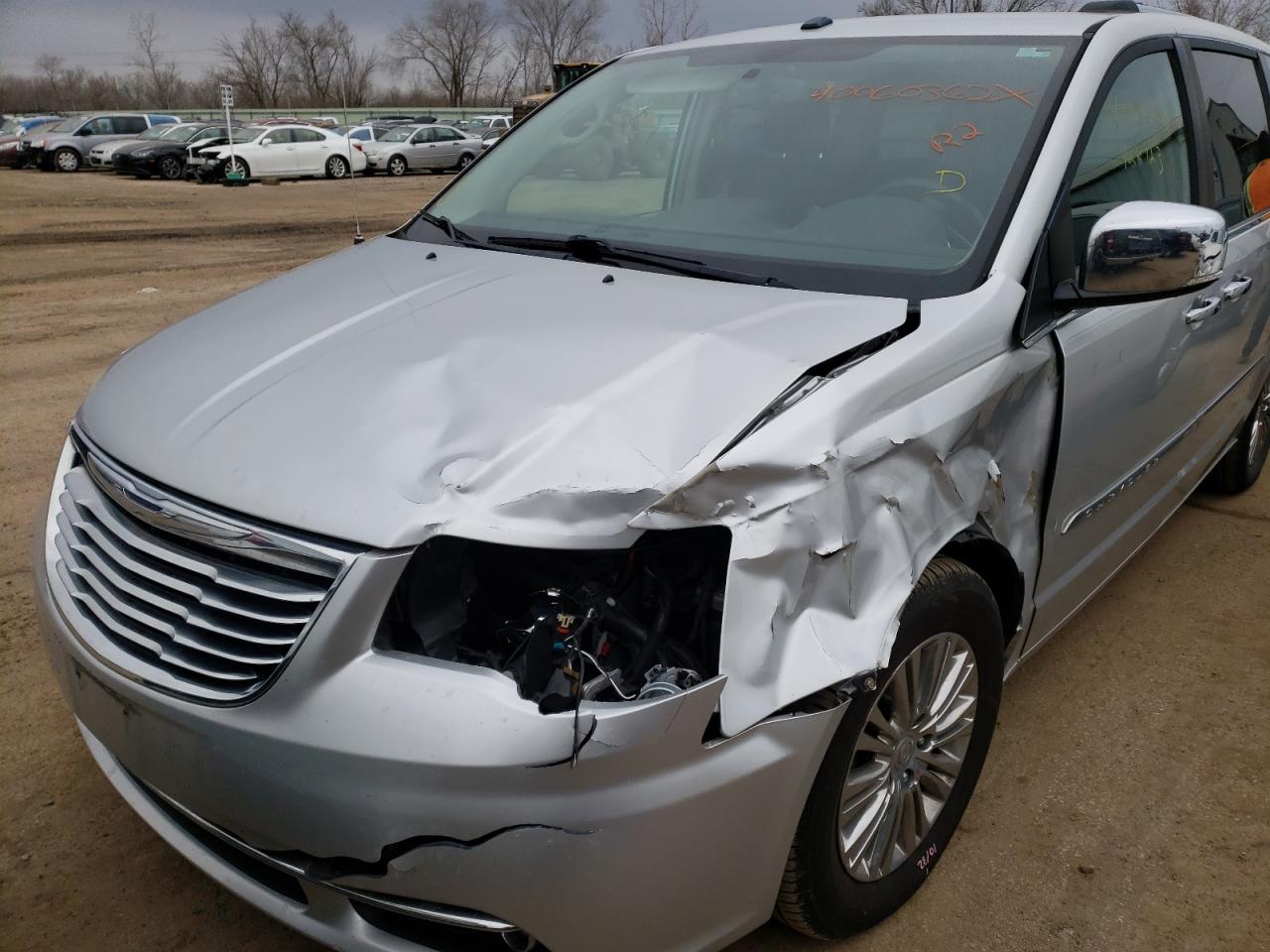 Photo 9 from auction – 2011 CHRYSLER TOWN & COU with VIN 2A4RR6DG7BR612061