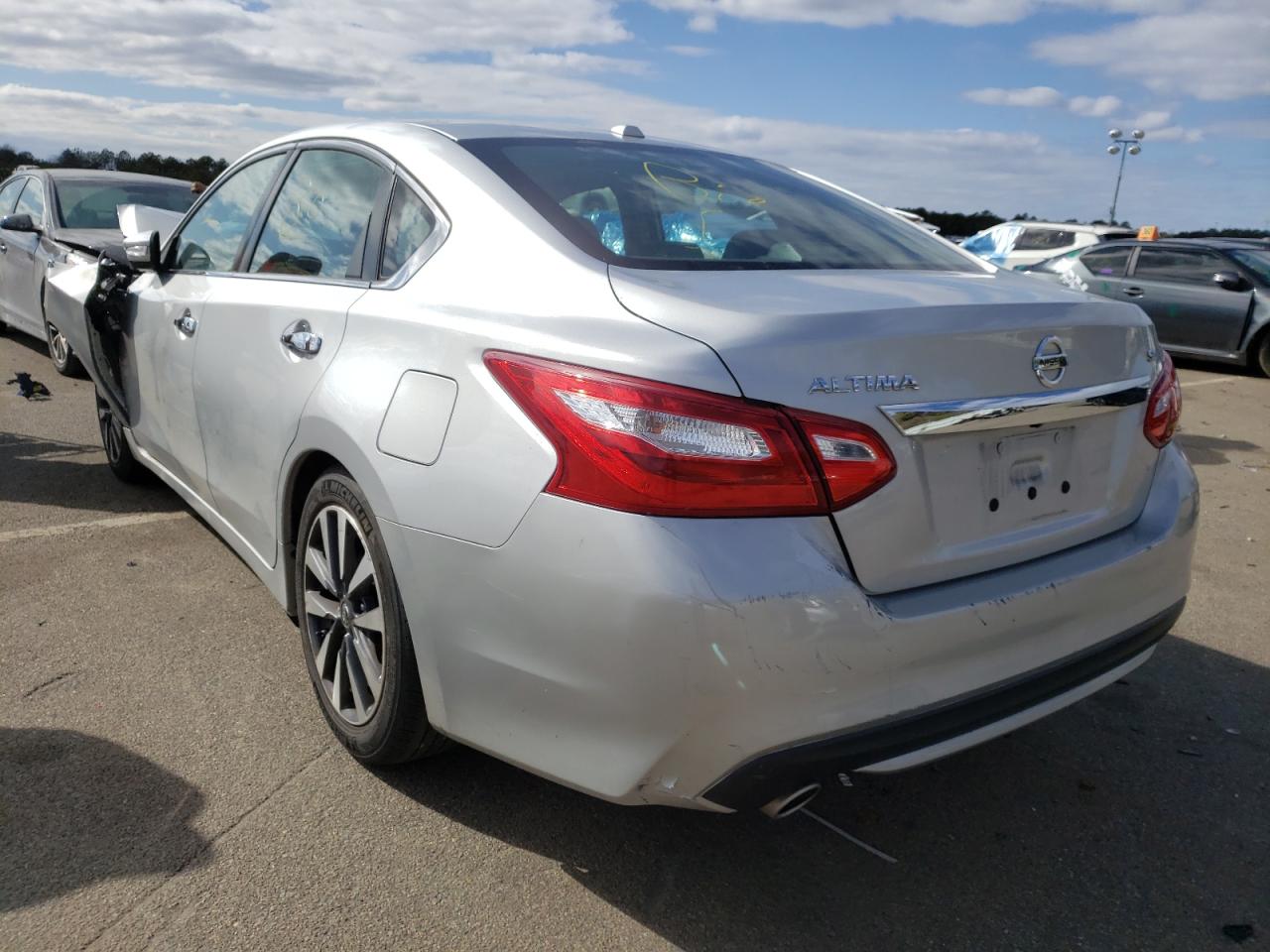Photo 3 from auction – 2017 NISSAN ALTIMA 2.5 with VIN 1N4AL3AP3HC213839