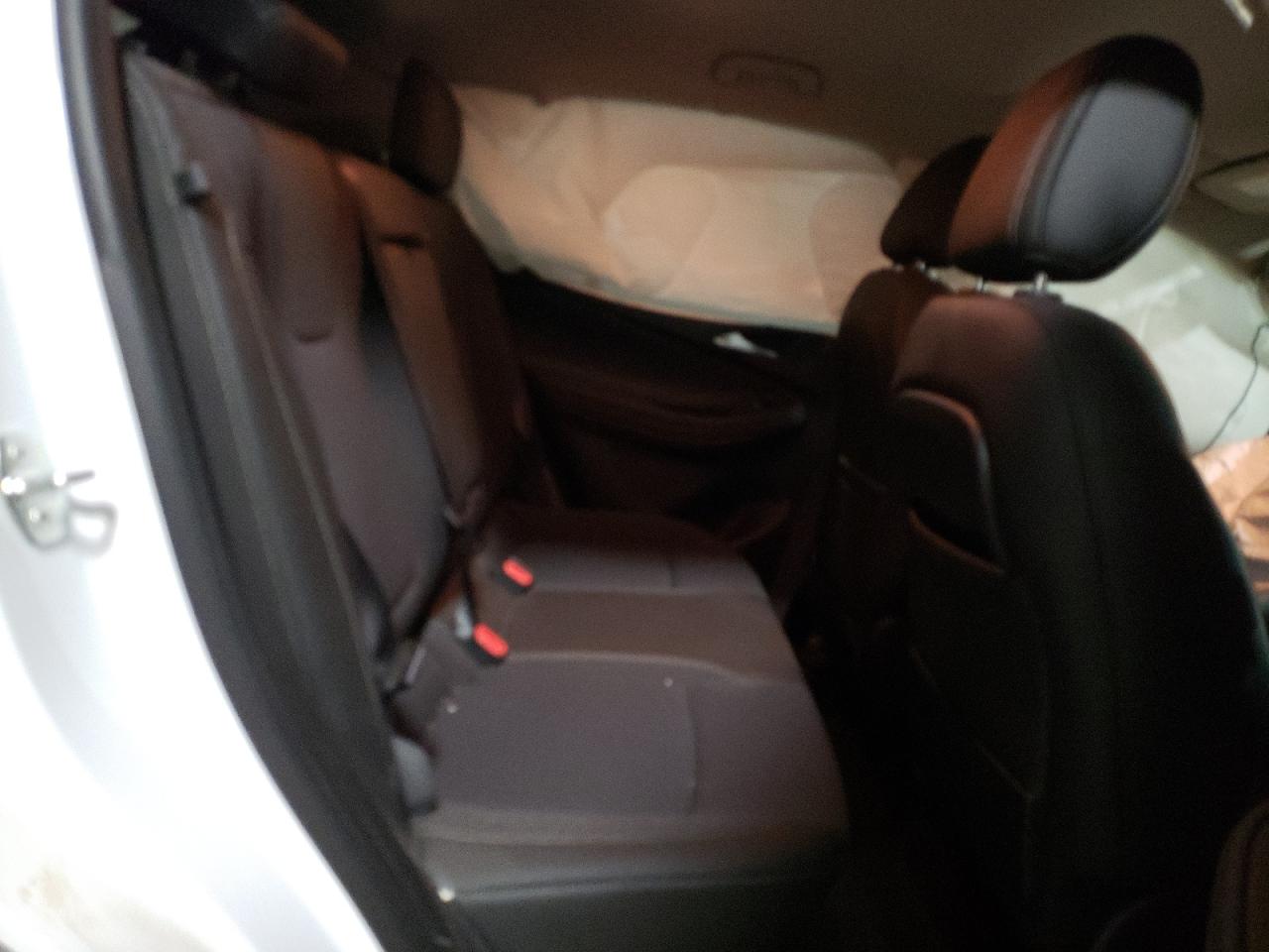 Photo 6 from auction – 2020 BUICK ENCORE GX with VIN KL4MMDSL3LB127073