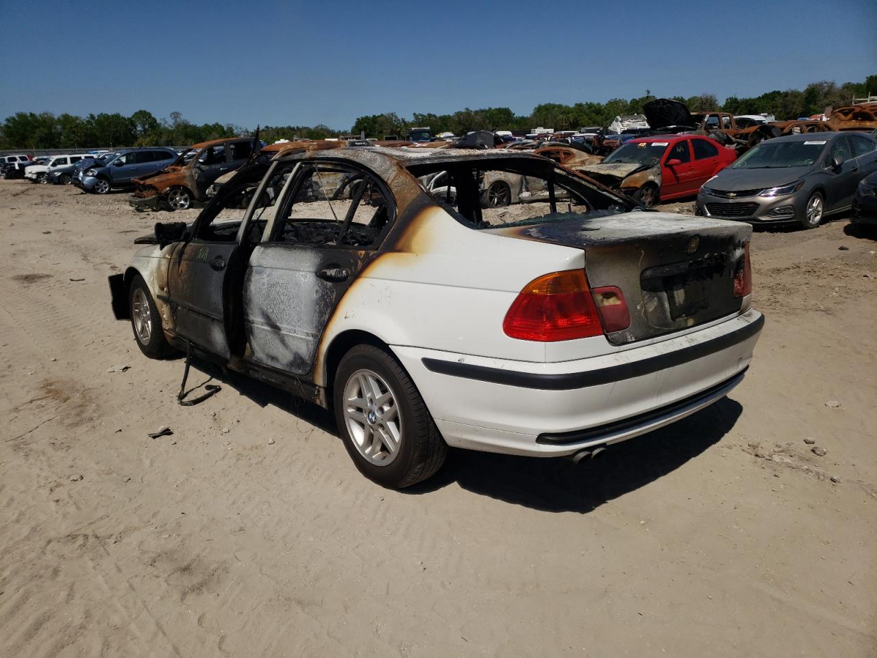 Photo 3 from auction – 2000 BMW 323 I with VIN WBAAM3343YFP72362