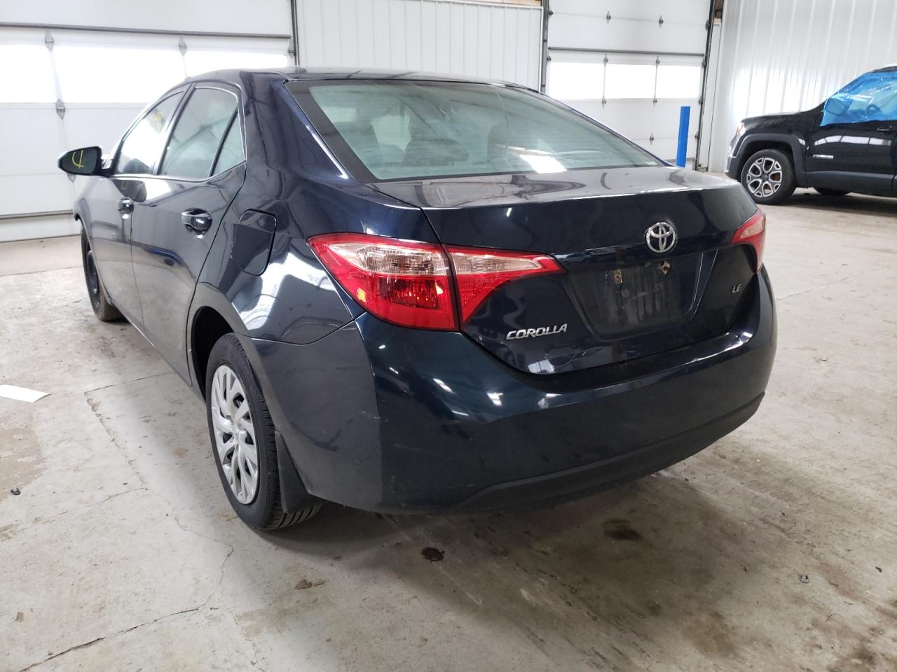 Photo 3 from auction – 2017 TOYOTA COROLLA L with VIN 2T1BURHE8HC948942