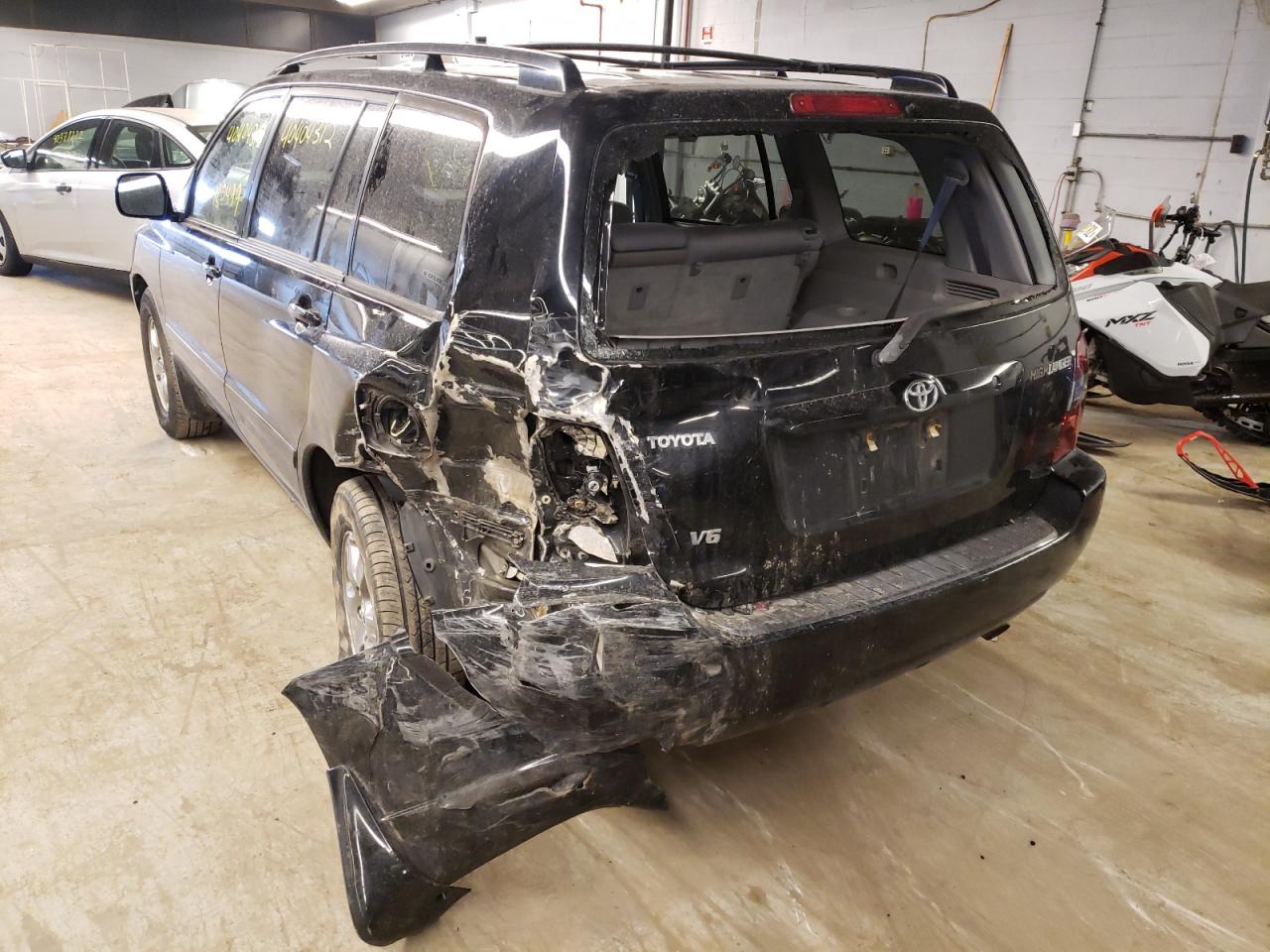 Photo 3 from auction – 2006 TOYOTA HIGHLANDER with VIN JTEDP21A160124346