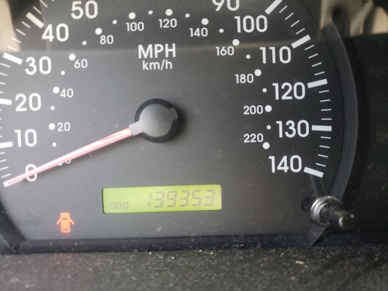 Photo 8 from auction – 2005 KIA SPECTRA5 with VIN KNAFE161455082002