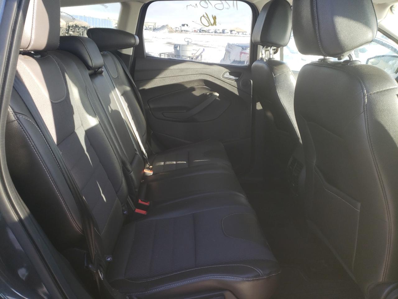 Photo 6 from auction – 2015 FORD ESCAPE SE with VIN 1FMCU9G95FUB85220
