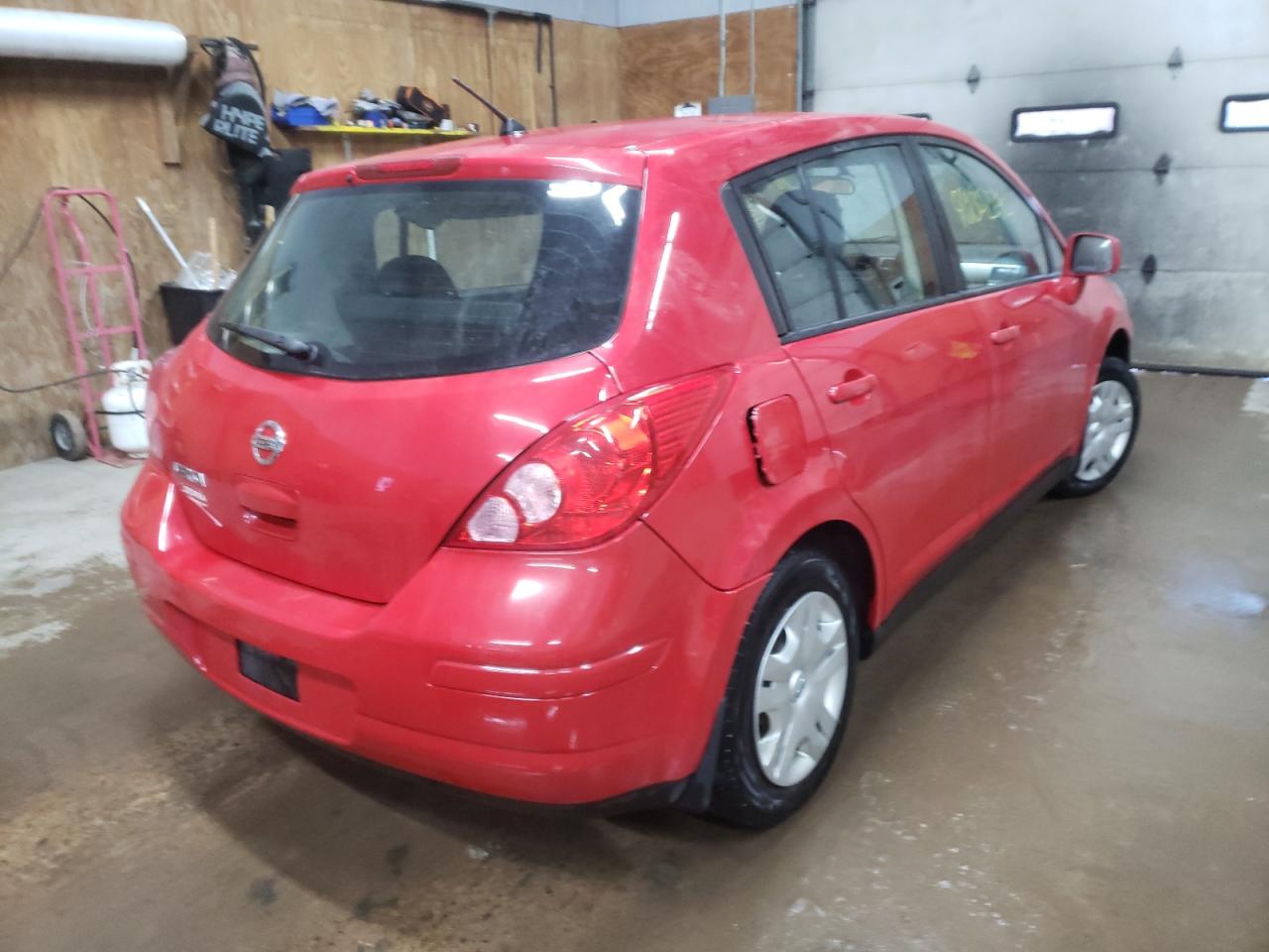 Photo 4 from auction – 2010 NISSAN VERSA S with VIN 3N1BC1CP7AL385143