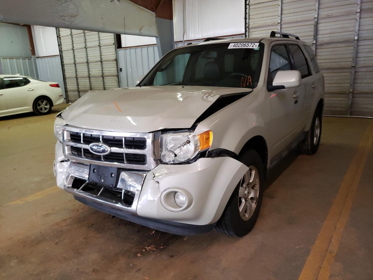 Photo 2 from auction – 2009 FORD ESCAPE LIM with VIN 1FMCU04G69KB78114