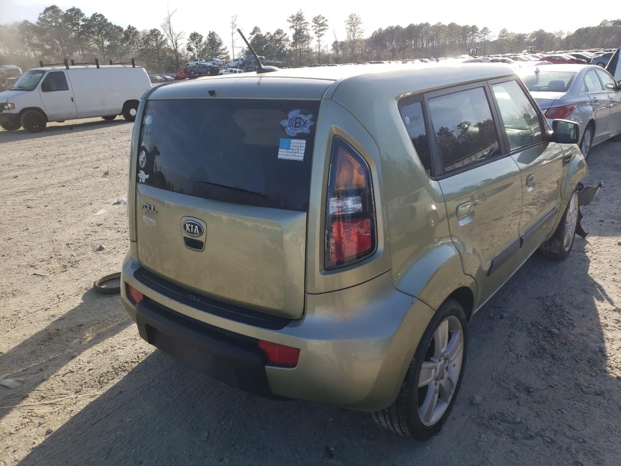Photo 4 from auction – 2010 KIA SOUL + with VIN KNDJT2A23A7176153
