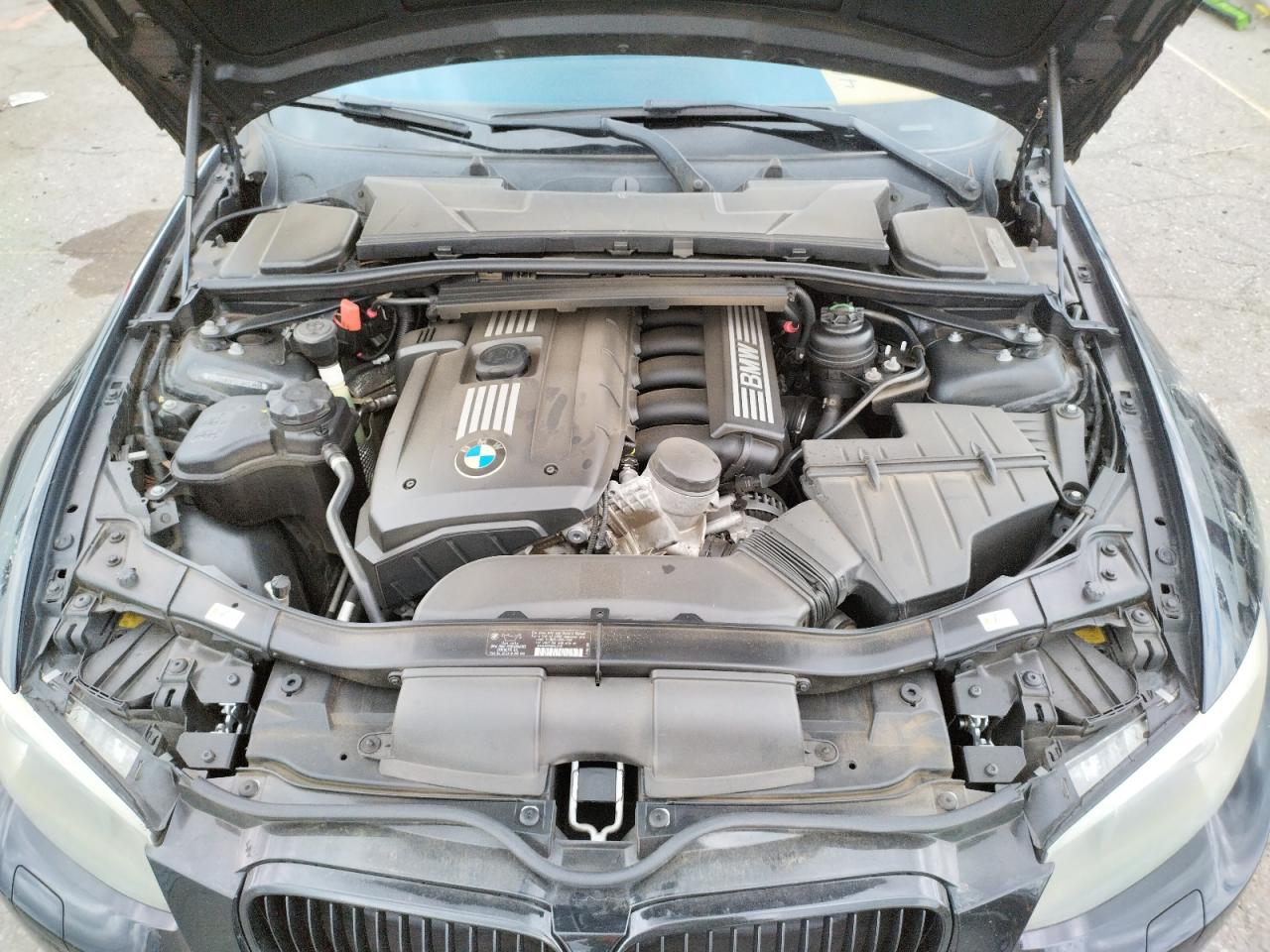 Photo 7 from auction – 2011 BMW 328 I with VIN WBAKE3C5XBE558024