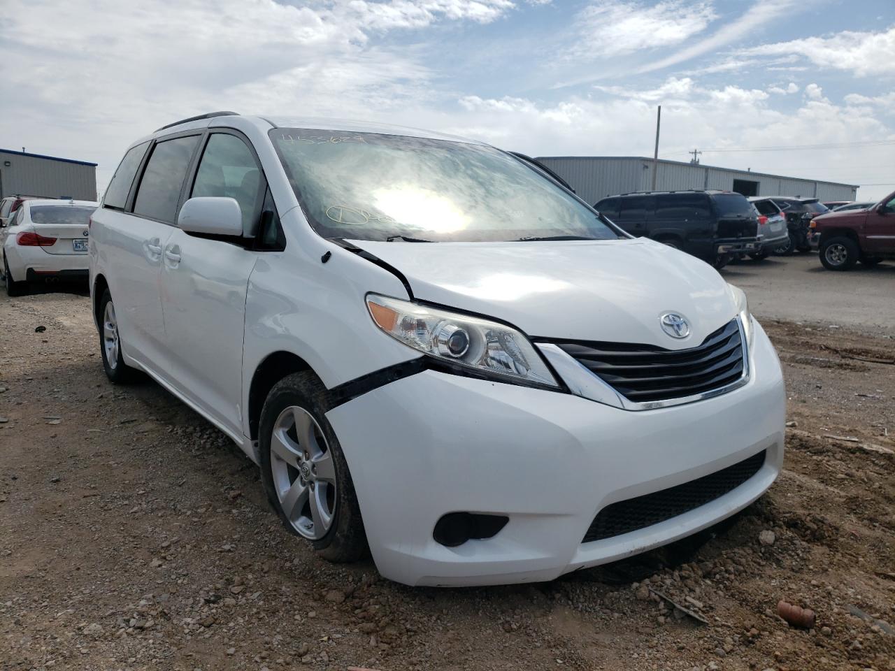 Photo 1 from auction – 2014 TOYOTA SIENNA LE with VIN 5TDKK3DC2ES453629