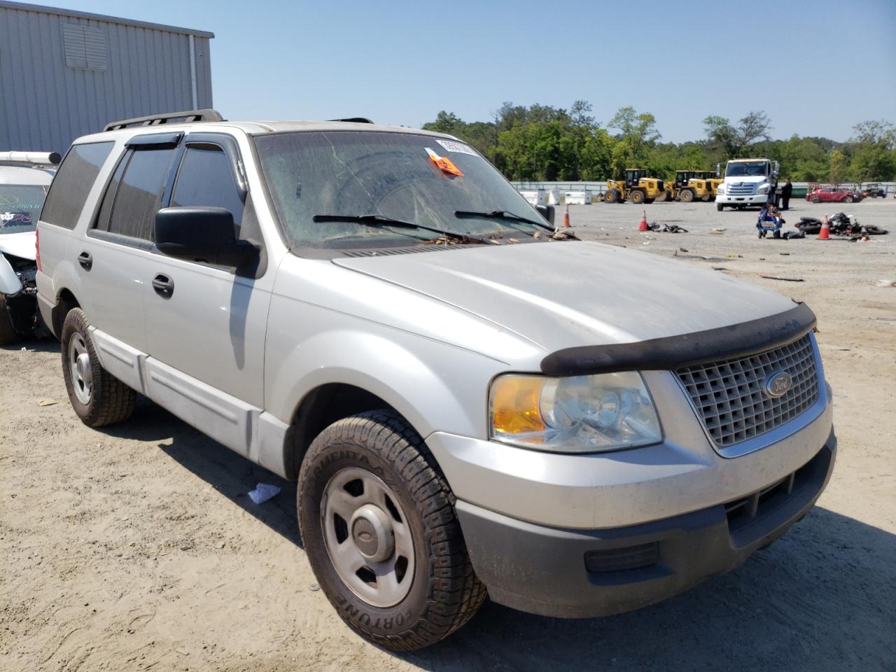 FORD EXPEDITION 2005 with VIN 1FMPU13595LA18742 - Photo from auction