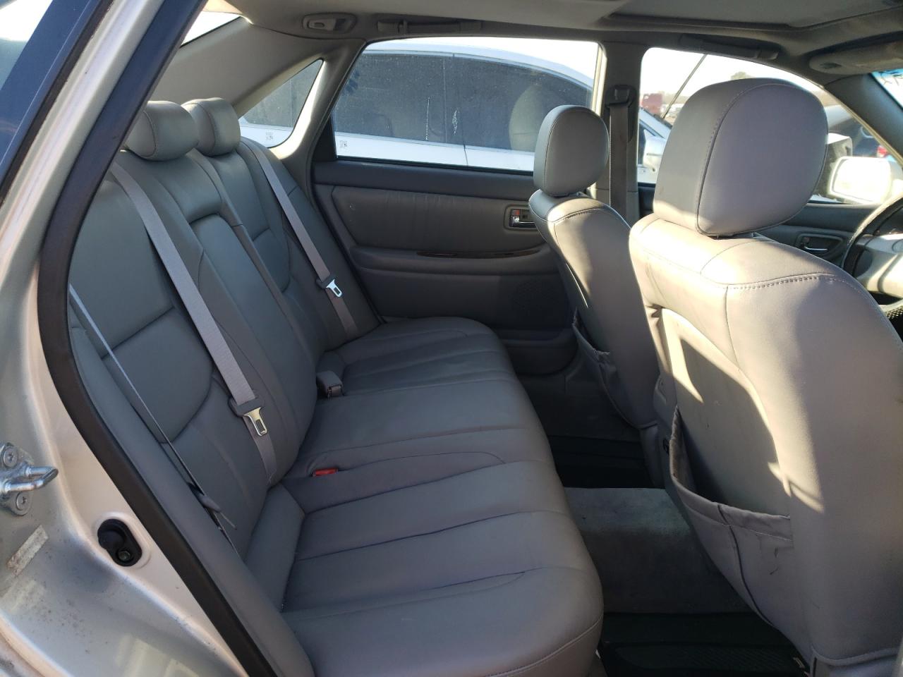 Photo 6 from auction – 2000 TOYOTA AVALON XL with VIN 4T1BF28B3YU007033