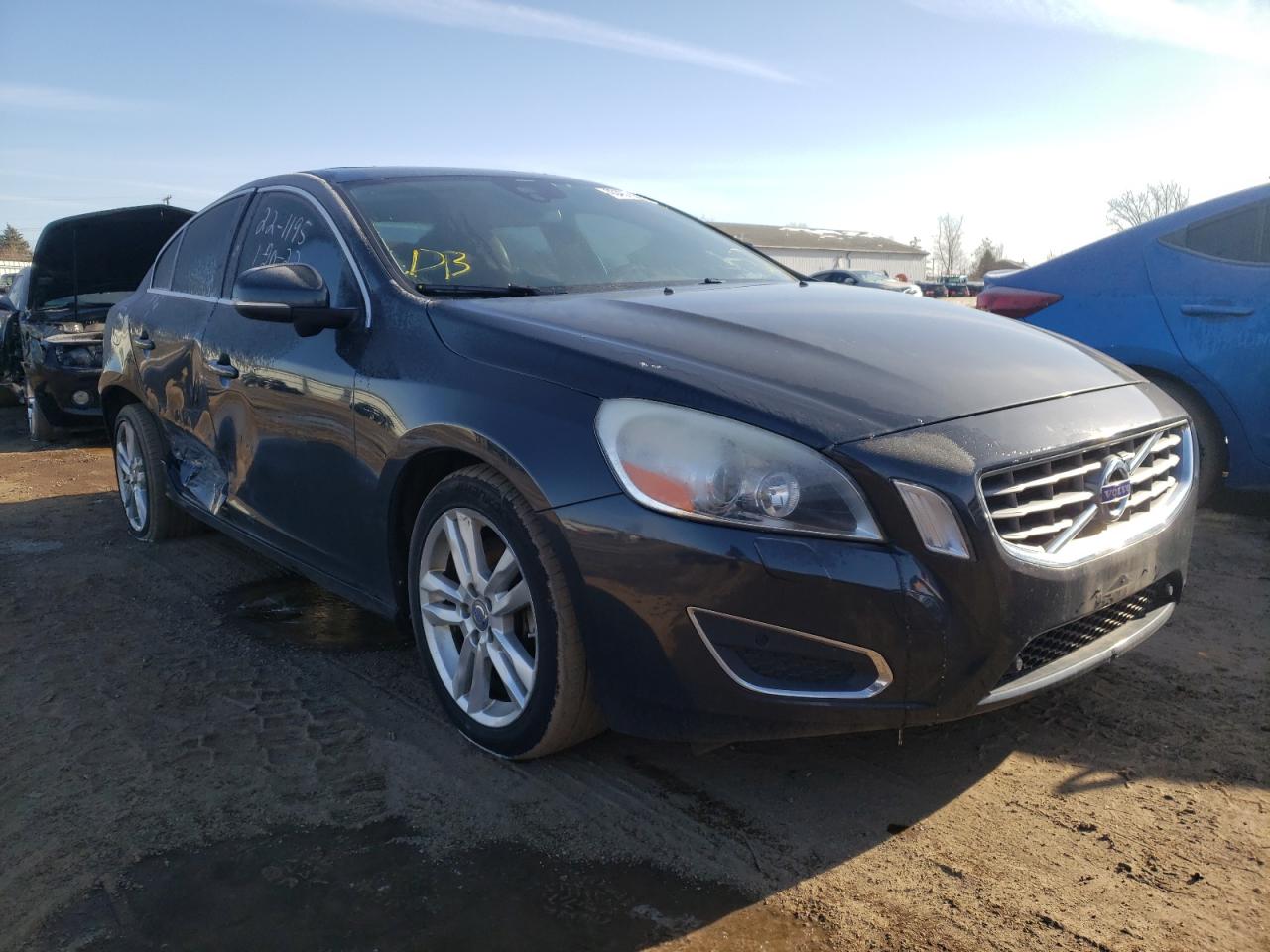 VOLVO S60 T6 2013 with VIN YV1902FH1D2175426 - Photo from auction