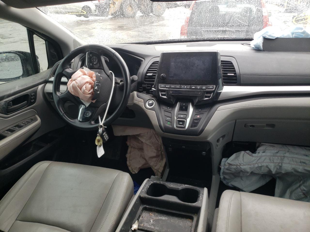 Photo 9 from auction – 2018 HONDA ODYSSEY EX with VIN 5FNRL6H70JB068336
