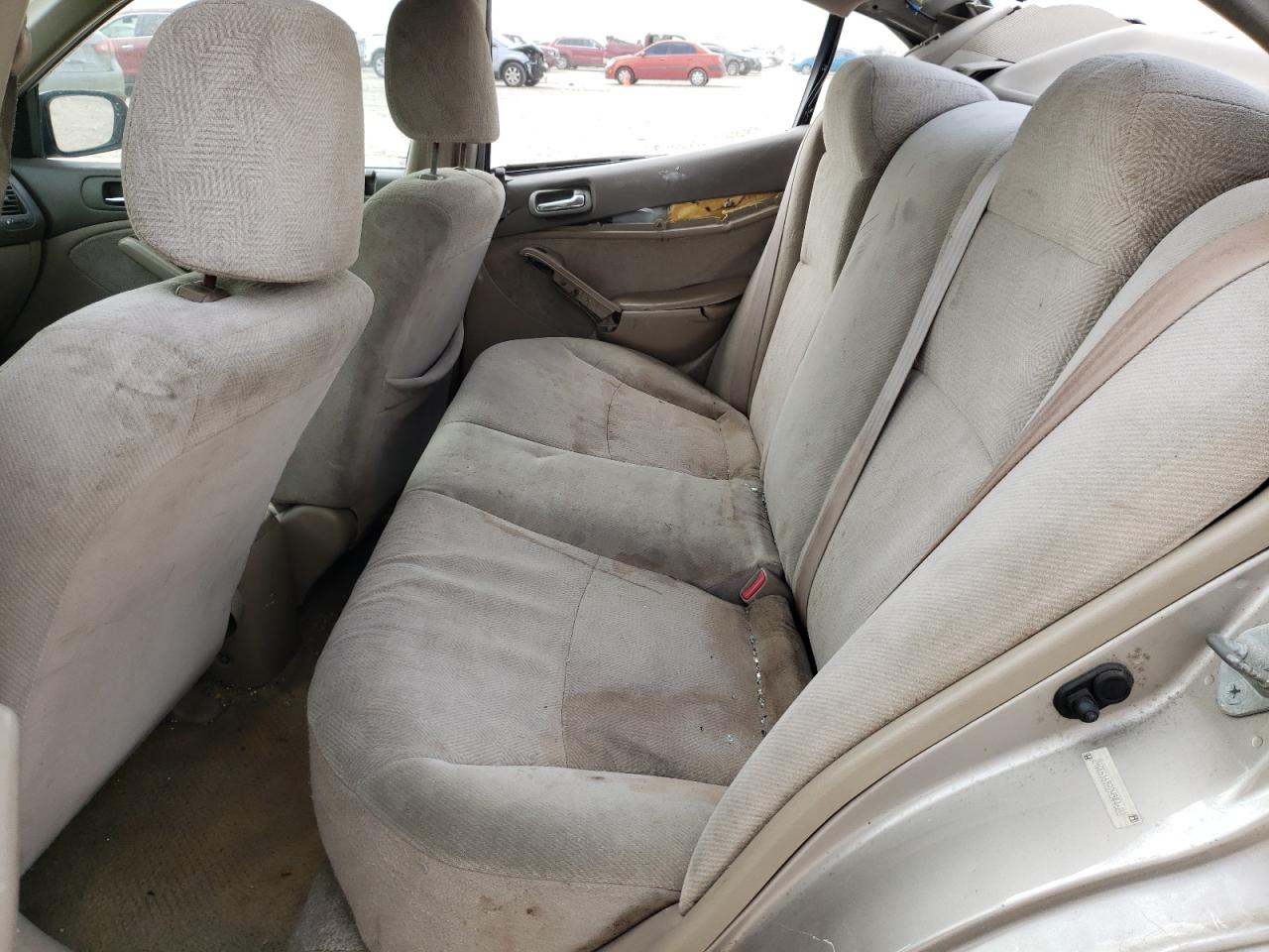 Photo 6 from auction – 2002 HONDA CIVIC with VIN 2HGES16582H544688
