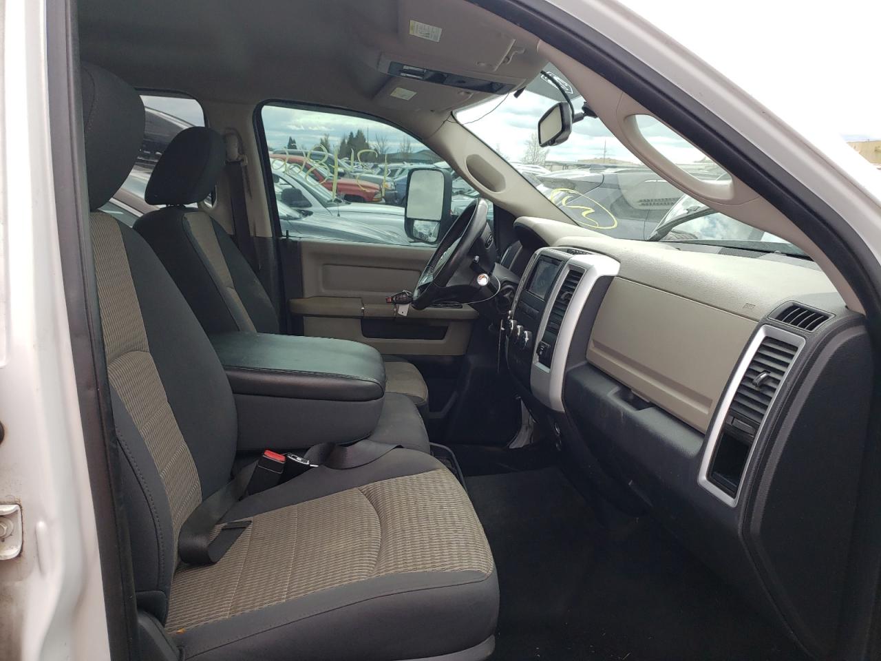 Photo 5 from auction – 2010 DODGE RAM 3500 with VIN 3D73Y3CL6AG148444