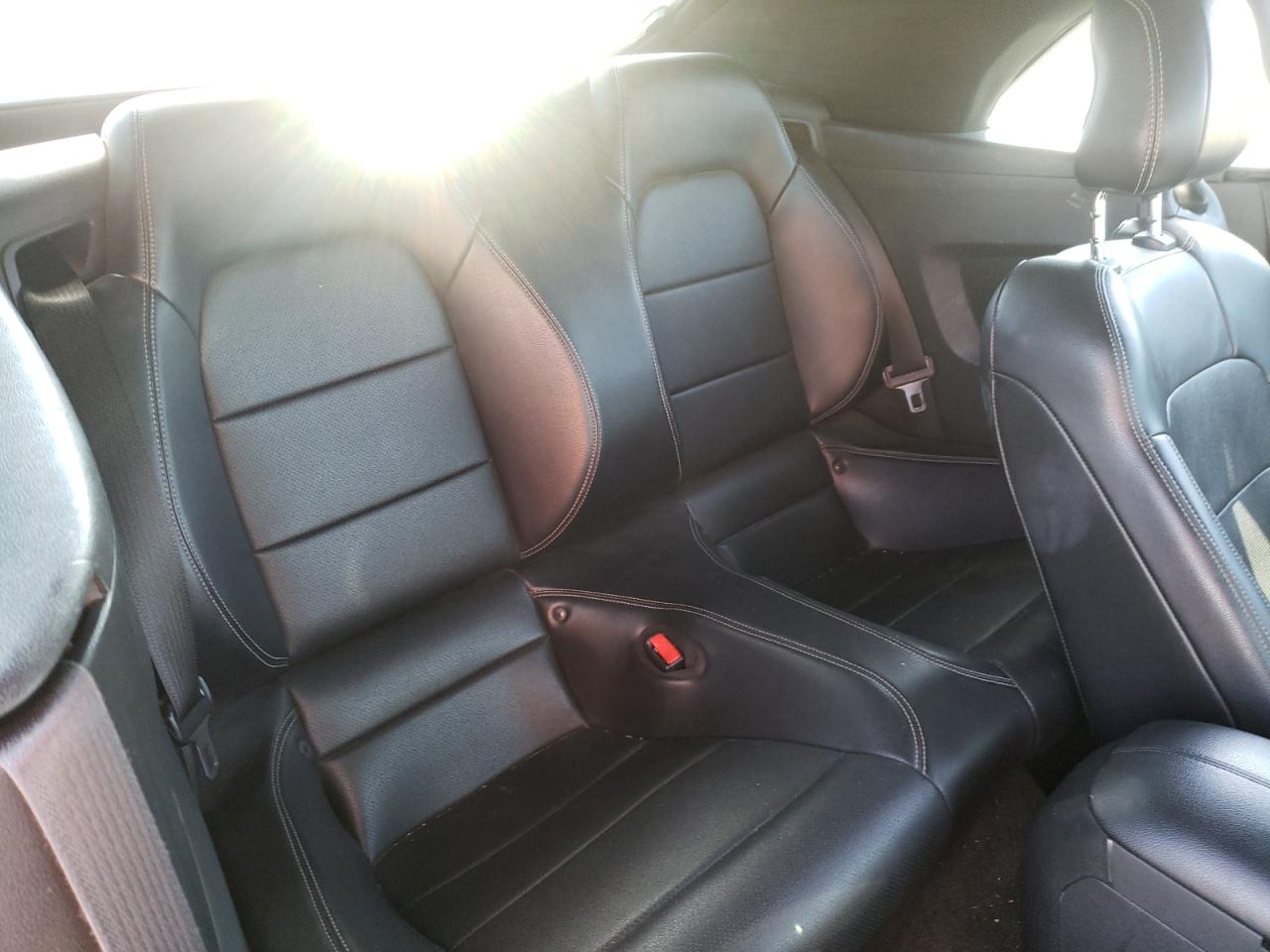 Photo 6 from auction – 2016 FORD MUSTANG with VIN 1FATP8UH0G5212925
