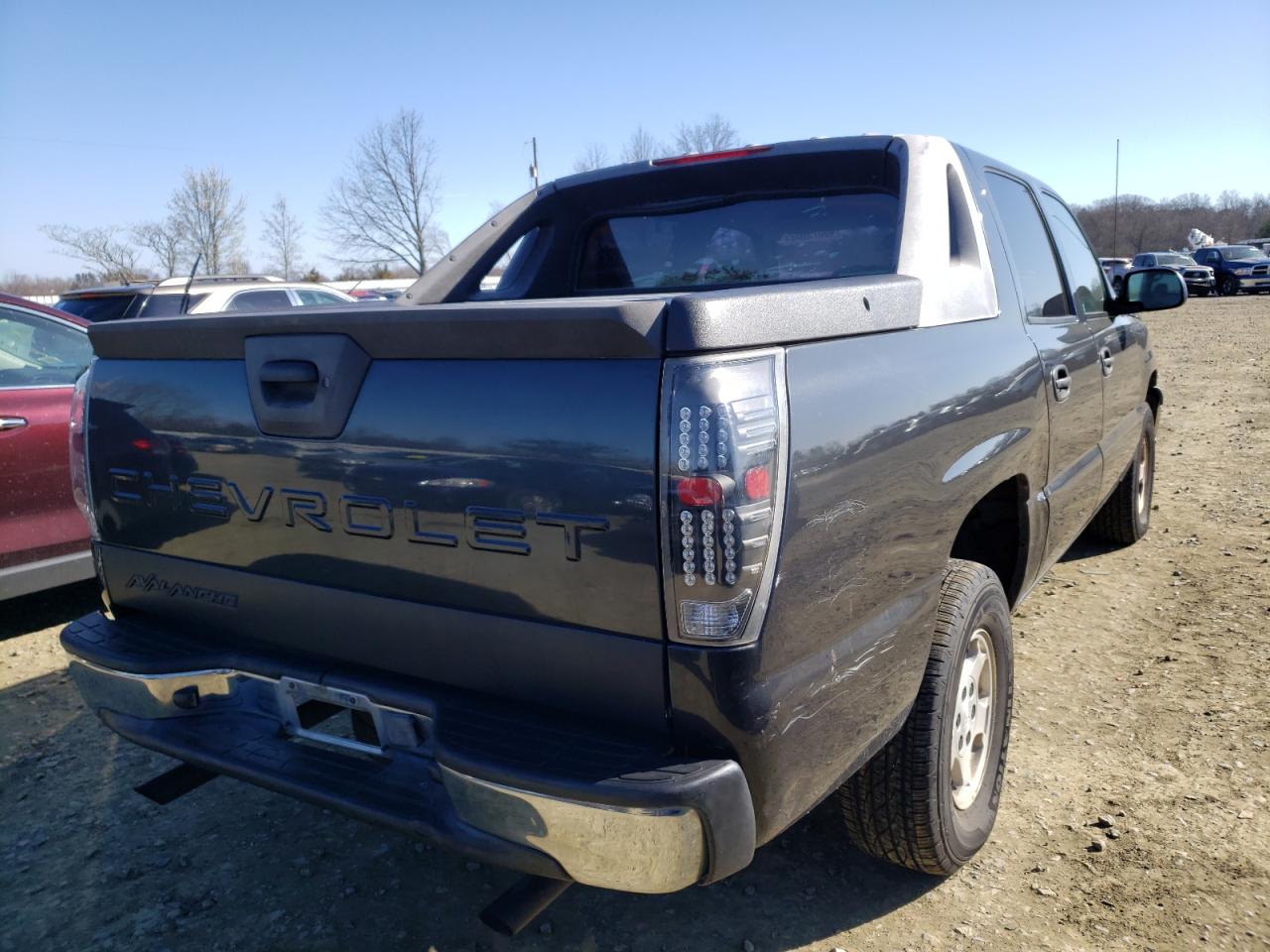 Photo 4 from auction – 2005 CHEVROLET AVALANCHE with VIN 3GNEC12Z55G217004