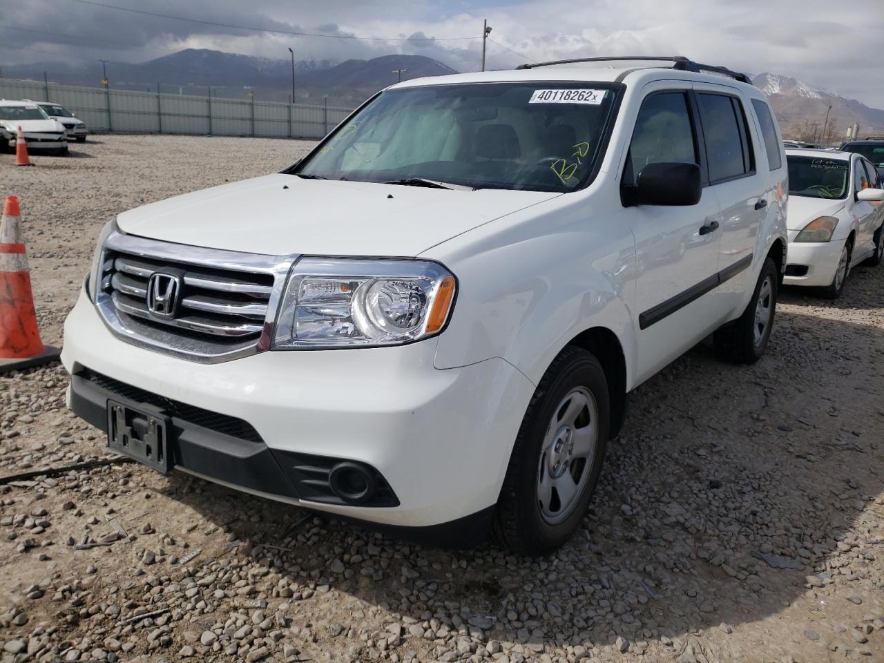 Photo 2 from auction – 2013 HONDA PILOT LX with VIN 5FNYF4H29DB081652