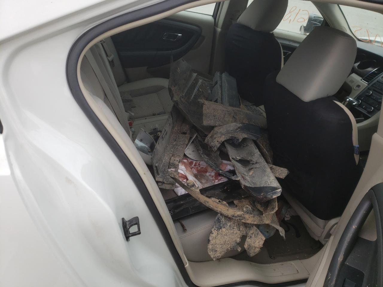 Photo 6 from auction – 2011 FORD TAURUS SEL with VIN 1FAHP2EW8BG136402