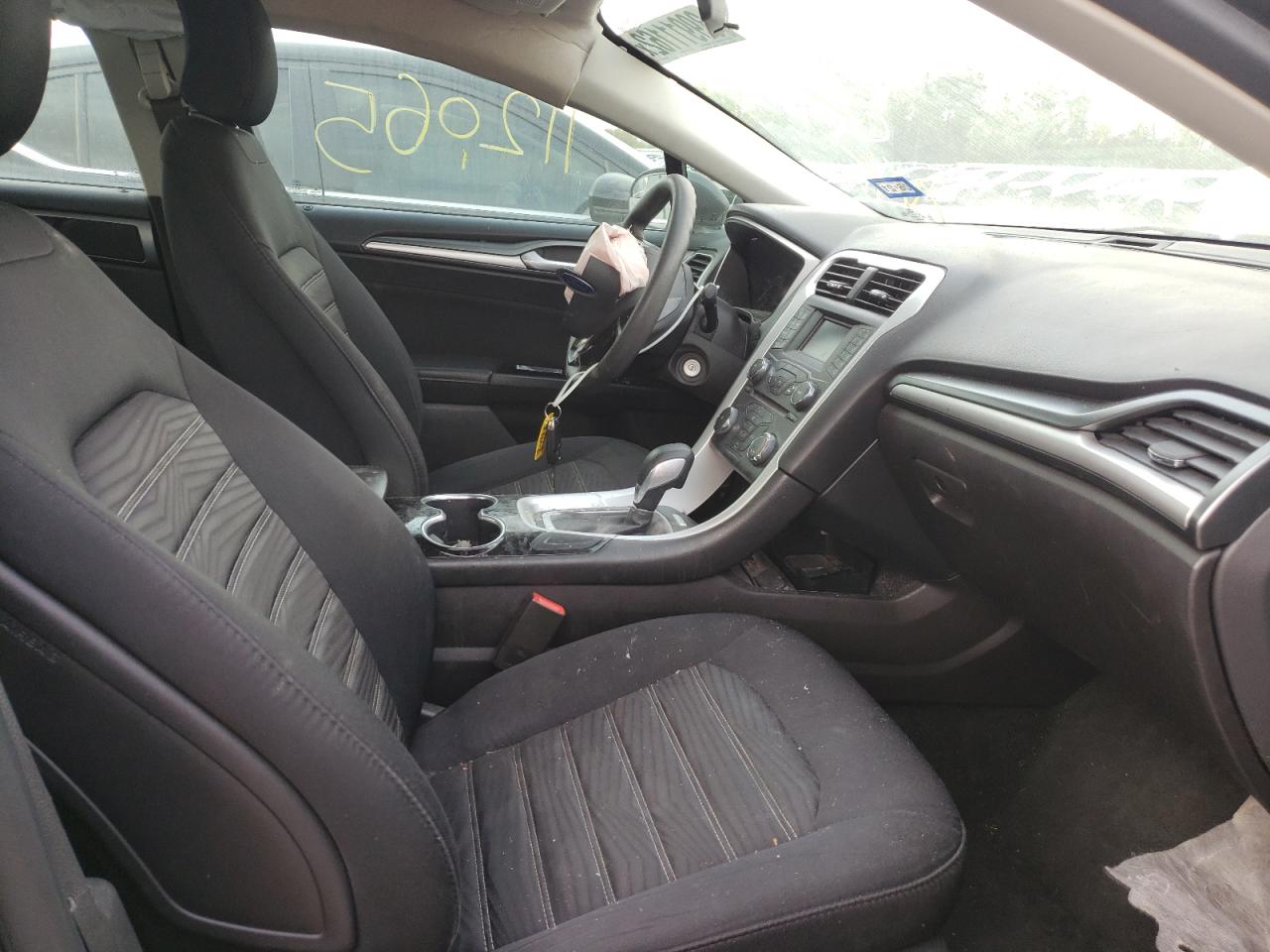 Photo 5 from auction – 2016 FORD FUSION SE with VIN 3FA6P0H77GR234949