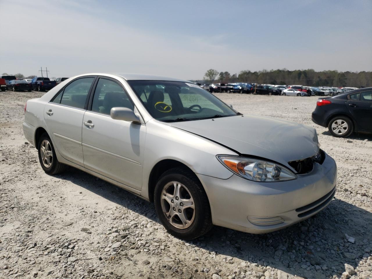 TOYOTA CAMRY LE 2002 with VIN 4T1BE32K02U039690 - Photo from auction