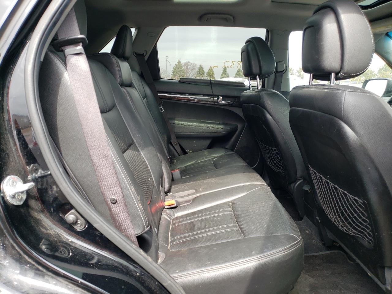 Photo 6 from auction – 2012 KIA SORENTO EX with VIN 5XYKU4A21CG243075