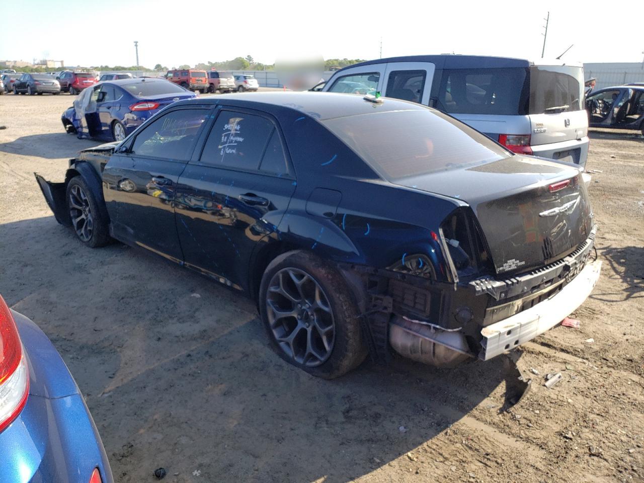 Photo 3 from auction – 2016 CHRYSLER 300 S with VIN 2C3CCABG2GH182508