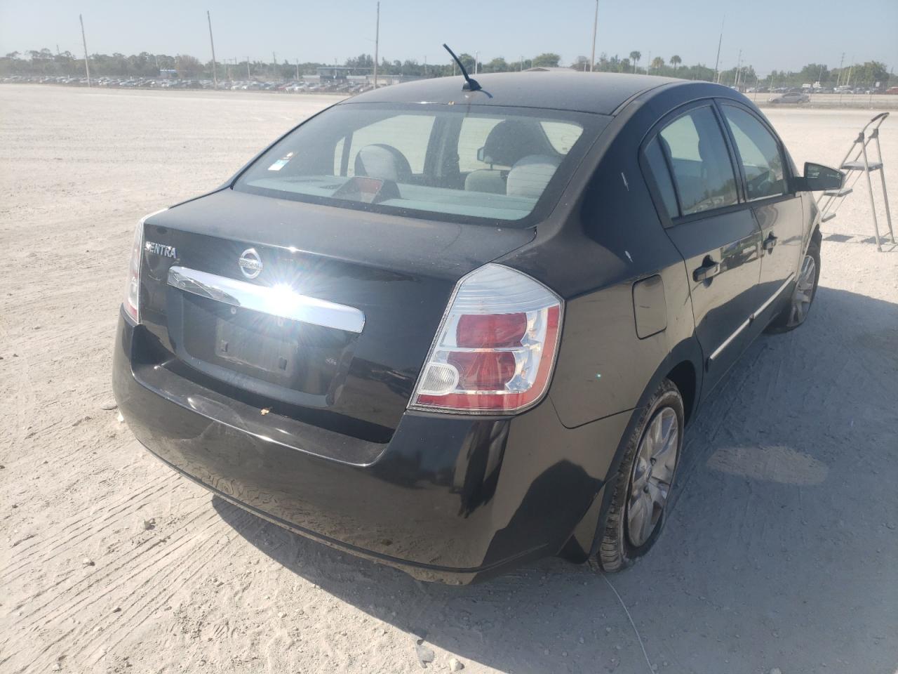 Photo 4 from auction – 2010 NISSAN SENTRA 2.0 with VIN 3N1AB6AP1AL669298