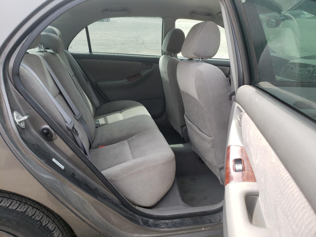 Photo 6 from auction – 2006 TOYOTA COROLLA CE with VIN 1NXBR30E26Z635598
