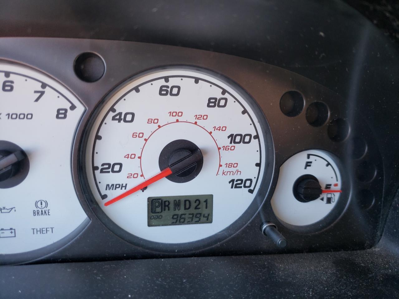Photo 8 from auction – 2004 FORD ESCAPE XLT with VIN 1FMCU93104KB49704