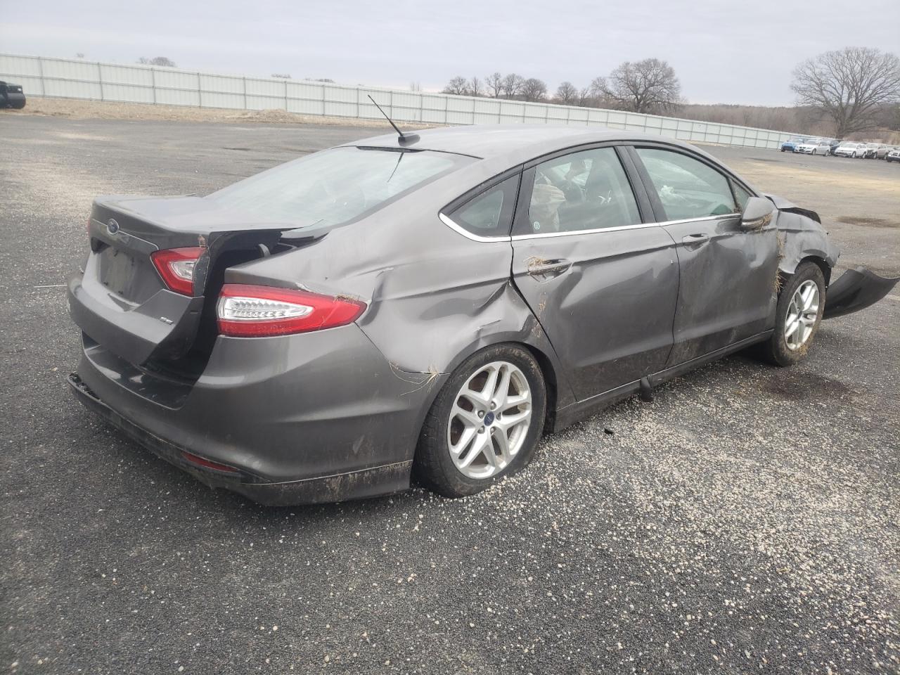 Photo 4 from auction – 2014 FORD FUSION SE with VIN 1FA6P0H70E5401880