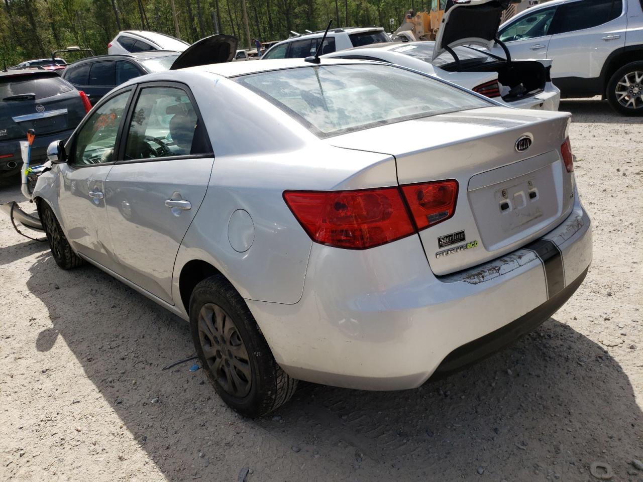 Photo 3 from auction – 2011 KIA FORTE EX with VIN KNAFU4A2XB5387472