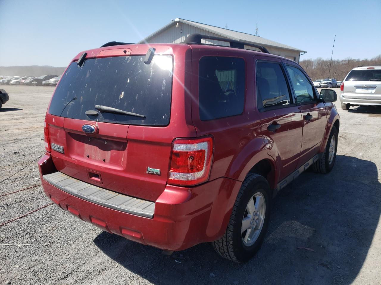 Photo 4 from auction – 2011 FORD ESCAPE XLT with VIN 1FMCU0DGXBKB89431